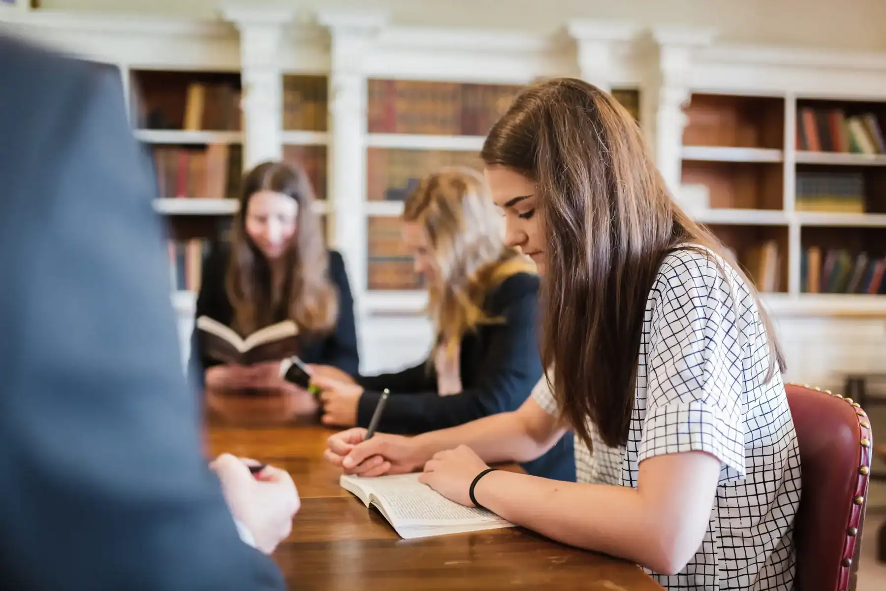 Diferencias entre estudiar A Levels y el Bachillerato Internacional